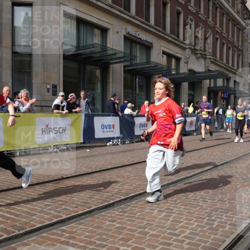13.09.2026 - 21. swb-Marathon Bremen Strokosch-Dieckow http://msf.ph/oto/10346407 13.09.2026 11:10:10 Ziel 10002, 10169, 10247, 10361, 10362, 10422, 10706, 10719, 10768, 10791, 10890, 11080, 11283, 11298, 11300, 11309, 11382, 11583, 11725, 11736, 11957, 11982, 12183, 12227, 12454, 12550, 10299, 10435, 10645, 10751, 10963, 11119, 11383, 11437, 11441, 11732, 11933, 12117, 12207, 12293 meine-sportfotos.de