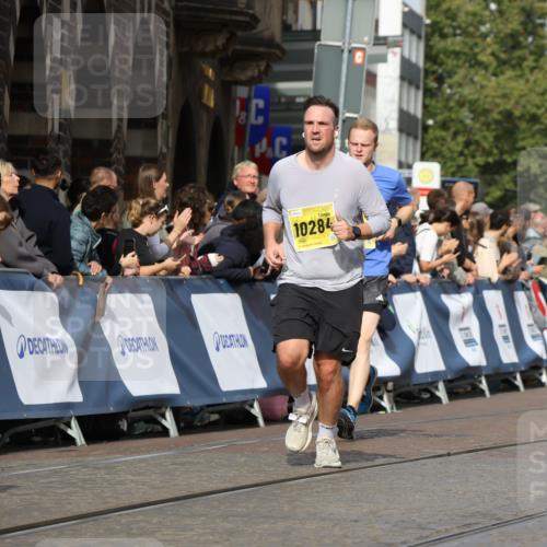 13.09.2026 - 21. swb-Marathon Bremen Strokosch-Dieckow http://msf.ph/oto/10346637 13.09.2026 10:53:12 Ziel 10304, 10339, 10652, 10714, 10734, 10827, 10863, 11002, 11038, 11238, 11386, 11575, 11597, 11766, 12019, 12338, 12369, 12399, 10448, 10757, 10780, 10821, 10886, 11168, 11379, 11590, 12040, 12056, 12275, 12308, 12461 meine-sportfotos.de