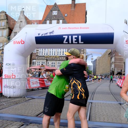 13.09.2026 - 21. swb-Marathon Bremen Tim E. http://msf.ph/oto/10346771 13.09.2026 11:17:22 Ziel 10295, 10335, 10999, 11355, 11461, 11653, 11672, 12101, 12287 meine-sportfotos.de
