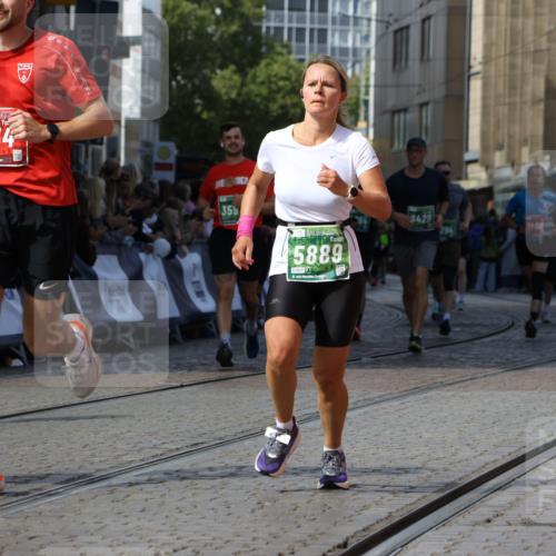 13.09.2026 - 21. swb-Marathon Bremen Strokosch-Dieckow http://msf.ph/oto/10346857 13.09.2026 13:28:15 Ziel 440, 488, 534, 762, 1343, 1456, 1932, 3135, 3480, 3576, 4106, 4133, 4265, 4744, 5462, 6468, 6522, 7042, 7138, 7358, 8188, 8351, 8656, 9067, 9145, 9494, 13069, 13198, 178, 210, 1239, 1380, 1460, 2047, 2977, 3294, 3597, 4250, 5250, 5683, 8429, 8483, 8570, 9064, 9549 meine-sportfotos.de