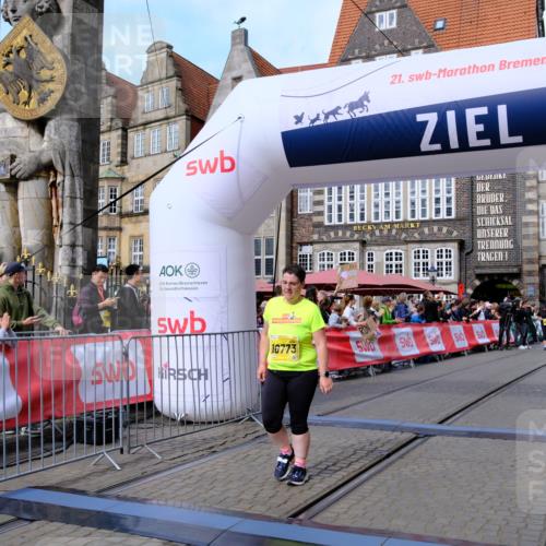 13.09.2026 - 21. swb-Marathon Bremen Tim E. http://msf.ph/oto/10346925 13.09.2026 11:17:37 Ziel 10472, 10773, 10779, 10979, 11495, 11672, 12101 meine-sportfotos.de
