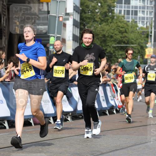 13.09.2026 - 21. swb-Marathon Bremen Strokosch-Dieckow http://msf.ph/oto/10347092 13.09.2026 10:53:25 Ziel 10284, 10585, 10714, 10863, 11012, 11238, 11282, 11386, 11575, 11766, 12170, 12369, 12398, 10141, 10222, 10227, 10479, 10626, 10838, 10845, 10886, 11242, 11446, 11502, 11590, 11800, 12056, 12119, 12308 meine-sportfotos.de