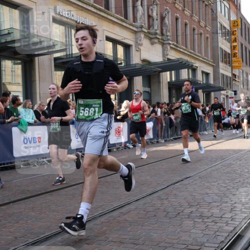 13.09.2026 - 21. swb-Marathon Bremen Strokosch-Dieckow http://msf.ph/oto/10347183 13.09.2026 13:30:36 Ziel 244, 800, 834, 1189, 1479, 1533, 1771, 1841, 1926, 1941, 2369, 2802, 2902, 2985, 3360, 3800, 4251, 4920, 5600, 5681, 5802, 5822, 5900, 6307, 6343, 6419, 7012, 7198, 7359, 7637, 7760, 7798, 7882, 8382, 8543, 8616, 9290, 9507, 9653, 9692, 9699, 9767, 9937, 9958, 9962, 9976, 13090, 13152, 13215, 625, 881, 1067, 2265, 2369, 2452, 2723, 2900, 3163, 3164, 3425, 4058, 4206, 4332, 4342, 4415, 4425, 4748, 4757, 4763, 5506, 5551, 7821, 8090, 8169, 8314, 8494 meine-sportfotos.de