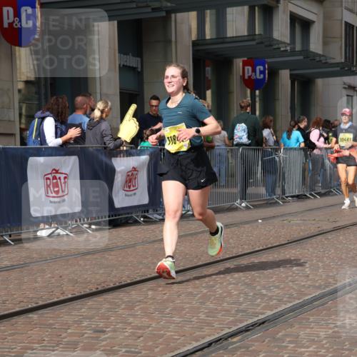 13.09.2026 - 21. swb-Marathon Bremen Strokosch-Dieckow http://msf.ph/oto/10347381 13.09.2026 11:10:36 Ziel 10148, 10163, 10461, 10462, 10527, 10547, 10644, 10653, 10792, 10841, 10911, 11043, 11047, 11237, 11327, 11335, 11465, 11483, 11513, 11691, 11756, 11846, 11993, 12401, 12507, 10002, 10169, 10247, 10361, 10362, 10422, 10706, 10719, 10768, 10791, 10890, 11080, 11283, 11298, 11300, 11309, 11382, 11583, 11725, 11736, 11957, 11982, 12183, 12227, 12454, 12550 meine-sportfotos.de