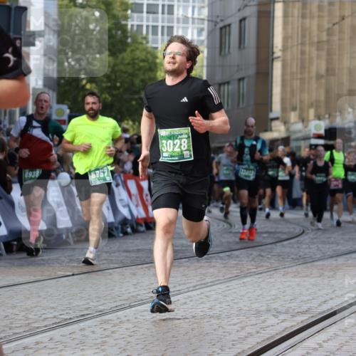 13.09.2026 - 21. swb-Marathon Bremen Strokosch-Dieckow http://msf.ph/oto/10347770 13.09.2026 13:28:30 Ziel 1343, 1460, 2977, 3114, 3334, 4506, 5250, 5360, 5889, 6182, 7926, 8656, 9167, 9168, 9543, 9738, 9881, 613, 1914, 2764, 3028, 3348, 4102, 4564, 6914, 6957, 7263, 7527, 8938, 9176, 13012 meine-sportfotos.de
