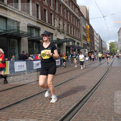 13.09.2026 - 21. swb-Marathon Bremen Strokosch-Dieckow http://msf.ph/oto/10347848 13.09.2026 11:11:01 Ziel 10313, 10419, 10546, 10611, 10644, 11036, 11062, 11141, 11216, 11231, 11289, 11458, 11679, 11702, 11745, 11870, 12126, 12148, 12220, 12396, 12464, 12507, 12508, 10148, 10163, 10461, 10462, 10527, 10547, 10644, 10653, 10792, 10841, 10911, 11043, 11047, 11237, 11327, 11335, 11465, 11483, 11513, 11691, 11756, 11846, 11993, 12401, 12507 meine-sportfotos.de