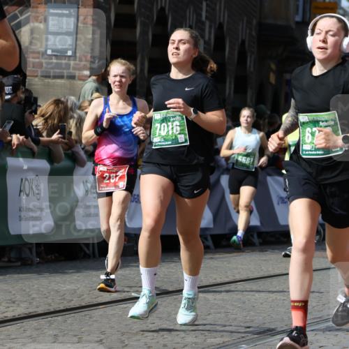 13.09.2026 - 21. swb-Marathon Bremen Strokosch-Dieckow http://msf.ph/oto/10347923 13.09.2026 13:32:42 Ziel 287, 1369, 1687, 2292, 2293, 2910, 2992, 3402, 3429, 3441, 3650, 3922, 4057, 4263, 4380, 4471, 4655, 4835, 5281, 5628, 6258, 6475, 6518, 6593, 6781, 6857, 6875, 6900, 7150, 7173, 7553, 7572, 8632, 9040, 9151, 9198, 9283, 9719, 9779, 13029, 13182, 13208, 13244, 891, 1532, 2638, 3773, 3902, 4194, 4233, 5009, 5090, 5581, 5657, 6018, 6786, 7756, 8367, 8506, 9406, 9745, 10048, 13164, 13232, 13234, 13247 meine-sportfotos.de