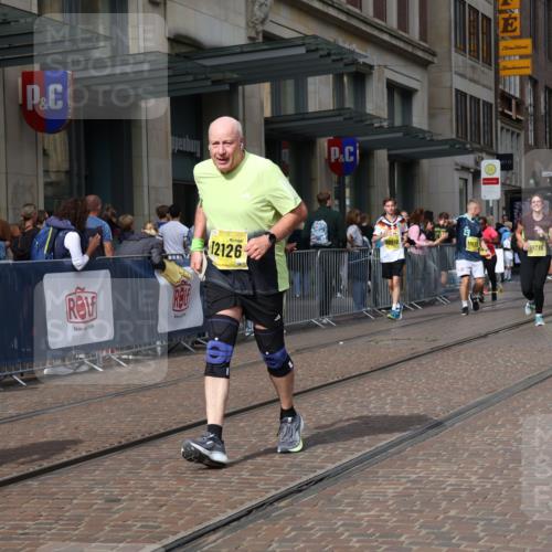 13.09.2026 - 21. swb-Marathon Bremen Strokosch-Dieckow http://msf.ph/oto/10347983 13.09.2026 11:11:08 Ziel 10155, 10419, 10510, 10511, 10546, 10552, 10611, 10977, 11036, 11216, 11231, 11289, 11458, 11533, 11702, 11745, 11870, 12082, 12126, 12148, 12220, 12286, 12311, 12336, 12464, 12508, 12553, 10148, 10163, 10313, 10461, 10462, 10527, 10547, 10644, 10653, 10792, 10841, 11043, 11062, 11141, 11237, 11335, 11465, 11483, 11679, 11691, 11756, 11993, 12396, 12401, 12507 meine-sportfotos.de