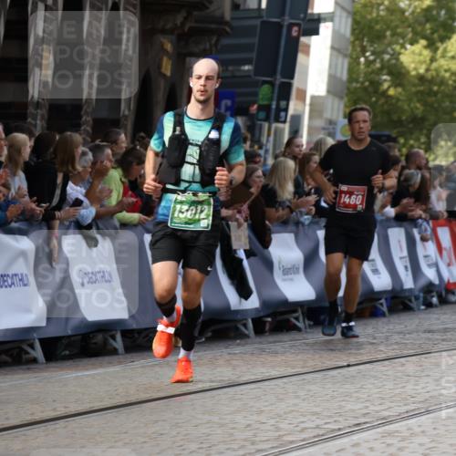 13.09.2026 - 21. swb-Marathon Bremen Strokosch-Dieckow http://msf.ph/oto/10348026 13.09.2026 13:28:36 Ziel 178, 210, 1380, 1460, 2047, 2977, 3114, 3294, 3334, 3597, 4506, 5250, 5360, 5889, 6182, 7926, 8429, 8570, 9064, 9167, 9168, 9543, 9549, 9738, 9881, 613, 1914, 2276, 2891, 3348, 3444, 4102, 4564, 5267, 5531, 5691, 7134, 7263, 7527, 8938, 9176, 9562, 13012, 13174 meine-sportfotos.de