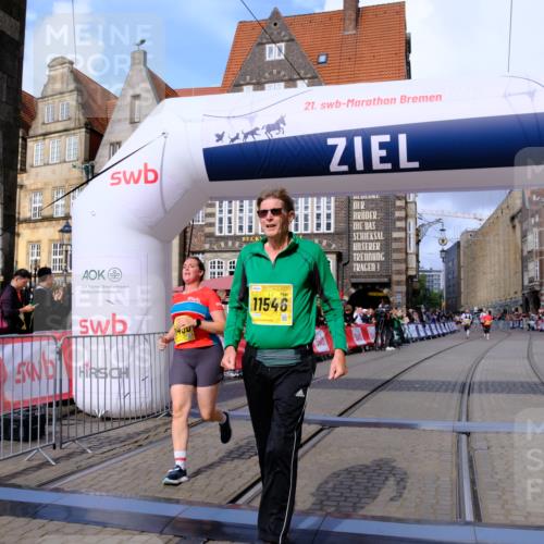 13.09.2026 - 21. swb-Marathon Bremen Tim E. http://msf.ph/oto/10348350 13.09.2026 11:20:16 Ziel 10430, 10882, 11546, 12472 meine-sportfotos.de