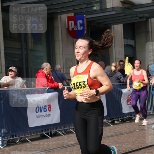 13.09.2026 - 21. swb-Marathon Bremen Strokosch-Dieckow http://msf.ph/oto/10348362 13.09.2026 11:11:29 Ziel 10155, 10511, 10552, 10582, 10616, 11239, 11533, 11927, 12082, 12286, 12336, 12553, 10419, 10510, 10511, 10546, 10611, 10977, 11036, 11062, 11216, 11231, 11289, 11458, 11533, 11679, 11702, 11745, 11870, 12126, 12148, 12220, 12311, 12396, 12464, 12508 meine-sportfotos.de