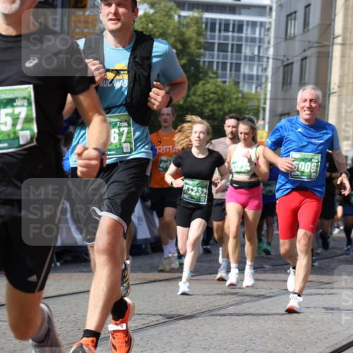 13.09.2026 - 21. swb-Marathon Bremen Strokosch-Dieckow http://msf.ph/oto/10348563 13.09.2026 13:32:45 Ziel 287, 1369, 1687, 2292, 2293, 2910, 2992, 3402, 3429, 3441, 3650, 3878, 3922, 4057, 4263, 4380, 4471, 4655, 4835, 5281, 6258, 6518, 6593, 6760, 6781, 6857, 6875, 6900, 7150, 7173, 7553, 7572, 7990, 8632, 8957, 9040, 9151, 9175, 9198, 9283, 9719, 9779, 13029, 13208, 13244, 891, 1532, 2638, 3167, 3404, 3773, 3902, 4194, 4233, 5009, 5090, 5706, 6018, 6786, 6941, 7756, 8506, 9406, 9745, 9829, 10048, 13039, 13146, 13164, 13232, 13234, 13247 meine-sportfotos.de