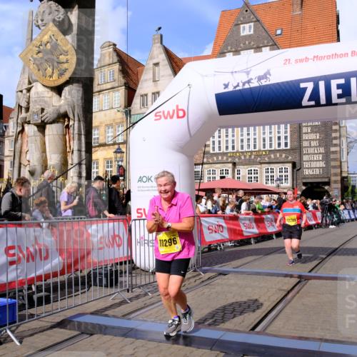 13.09.2026 - 21. swb-Marathon Bremen Tim E. http://msf.ph/oto/10348569 13.09.2026 11:20:42 Ziel 10161, 11296, 11541, 11980, 12285, 12374 meine-sportfotos.de
