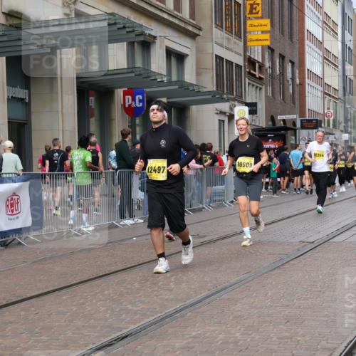 13.09.2026 - 21. swb-Marathon Bremen Strokosch-Dieckow http://msf.ph/oto/10349056 13.09.2026 11:12:21 Ziel 10354, 10483, 10743, 10874, 10875, 10909, 11090, 11657, 12234, 12423, 12497, 10213, 10406, 10414, 10490, 11052, 11585, 11633, 11716, 12012, 12327 meine-sportfotos.de