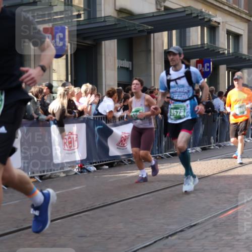 13.09.2026 - 21. swb-Marathon Bremen Strokosch-Dieckow http://msf.ph/oto/10349112 13.09.2026 13:31:10 Ziel 310, 922, 1600, 1627, 2244, 2602, 2707, 3152, 3343, 3392, 3396, 3579, 3762, 3858, 3859, 4258, 4273, 4477, 4692, 4889, 5375, 5426, 5504, 5720, 5765, 5979, 6039, 6147, 6581, 6619, 6968, 6971, 7001, 7032, 7296, 7608, 7812, 7941, 8035, 8042, 8205, 8239, 8339, 8342, 8364, 8495, 8522, 8726, 9147, 9155, 9293, 9337, 9822, 9903, 13066, 217, 244, 1189, 1398, 1479, 2513, 2802, 2902, 3360, 3762, 3800, 4251, 5600, 6307, 7198, 7760, 7798, 8543 meine-sportfotos.de