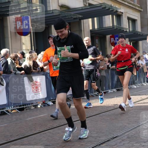 13.09.2026 - 21. swb-Marathon Bremen Strokosch-Dieckow http://msf.ph/oto/10349197 13.09.2026 13:31:11 Ziel 310, 922, 1600, 1627, 2244, 2602, 2707, 3152, 3343, 3392, 3396, 3579, 3858, 3859, 4258, 4273, 4477, 4692, 4889, 5375, 5426, 5504, 5720, 5765, 5979, 6039, 6147, 6581, 6968, 6971, 7001, 7032, 7296, 7608, 7812, 7941, 8035, 8042, 8205, 8239, 8339, 8342, 8364, 8495, 8522, 8726, 9147, 9155, 9293, 9822, 9903, 13066, 217, 244, 1189, 1398, 1479, 2244, 2513, 2802, 2902, 3360, 3762, 3800, 4251, 5600, 6307, 7198, 7760, 7798, 8543 meine-sportfotos.de