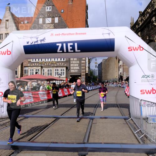 13.09.2026 - 21. swb-Marathon Bremen Tim E. http://msf.ph/oto/10349241 13.09.2026 11:22:40 Ziel 10710, 10968, 11423, 11579, 12444 meine-sportfotos.de
