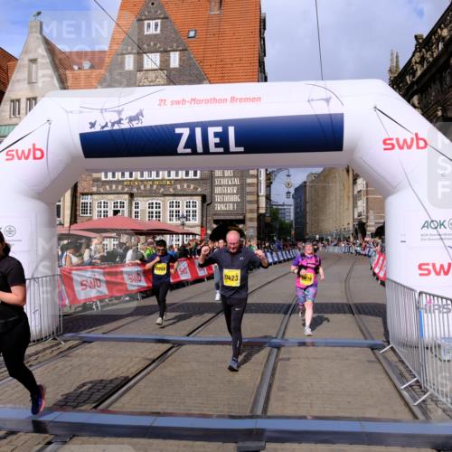 13.09.2026 - 21. swb-Marathon Bremen Tim E. http://msf.ph/oto/10349250 13.09.2026 11:22:40 Ziel 10710, 10968, 11423, 11579, 12444 meine-sportfotos.de