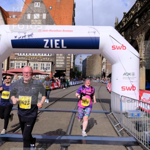 13.09.2026 - 21. swb-Marathon Bremen Tim E. http://msf.ph/oto/10349308 13.09.2026 11:22:42 Ziel 10710, 10968, 11423, 11579, 12444 meine-sportfotos.de
