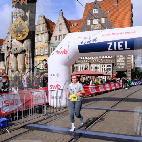 13.09.2026 - 21. swb-Marathon Bremen Tim E. http://msf.ph/oto/10349443 13.09.2026 11:22:44 Ziel 10710, 10968, 11423, 11579, 12444 meine-sportfotos.de