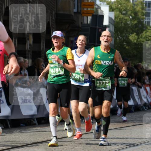 13.09.2026 - 21. swb-Marathon Bremen Strokosch-Dieckow http://msf.ph/oto/10349483 13.09.2026 13:32:54 Ziel 1437, 1687, 2292, 2293, 2611, 2992, 3354, 3429, 3878, 3895, 4263, 4323, 4380, 4862, 5281, 5398, 6518, 6583, 6593, 6718, 6760, 6781, 6900, 7016, 7173, 7466, 7758, 7990, 8344, 8957, 9040, 9151, 9175, 9719, 13208, 1532, 2440, 2818, 2959, 3167, 3404, 3710, 3773, 4194, 4408, 4659, 5090, 5191, 5395, 5410, 5706, 5749, 5981, 6941, 7756, 7788, 8061, 9269, 9292, 9406, 9745, 9829, 13019, 13028, 13039, 13092, 13093, 13146 meine-sportfotos.de