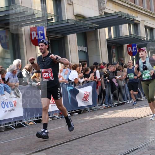 13.09.2026 - 21. swb-Marathon Bremen Strokosch-Dieckow http://msf.ph/oto/10349530 13.09.2026 13:31:20 Ziel 310, 922, 1600, 2707, 3115, 3152, 3239, 3244, 3278, 3343, 3392, 3579, 3858, 3859, 3989, 4164, 4258, 4273, 4692, 4889, 4998, 5158, 5363, 5426, 5504, 5899, 6039, 6062, 6100, 6147, 6193, 6213, 6354, 6581, 6602, 6968, 6971, 7032, 7260, 7608, 7790, 7941, 7964, 8042, 8078, 8166, 8205, 8206, 8239, 8364, 8495, 8522, 9033, 9155, 9188, 9293, 9568, 9903, 9914, 13151, 13231, 217, 1398, 1479, 1627, 2244, 2513, 2602, 2802, 2902, 3343, 3392, 3396, 3762, 3800, 4477, 7198, 7798 meine-sportfotos.de