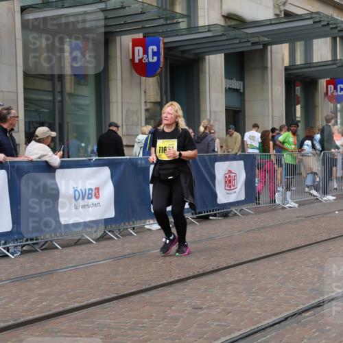 13.09.2026 - 21. swb-Marathon Bremen Strokosch-Dieckow http://msf.ph/oto/10349550 13.09.2026 11:12:43 Ziel 10483, 10804, 10893, 11048, 11357, 11606, 11627, 11671, 11832, 12050, 12060, 12393, 12418, 12423, 10354, 10406, 10743, 10874, 10875, 10909, 11090, 11657, 11716, 12234, 12327, 12423, 12497 meine-sportfotos.de