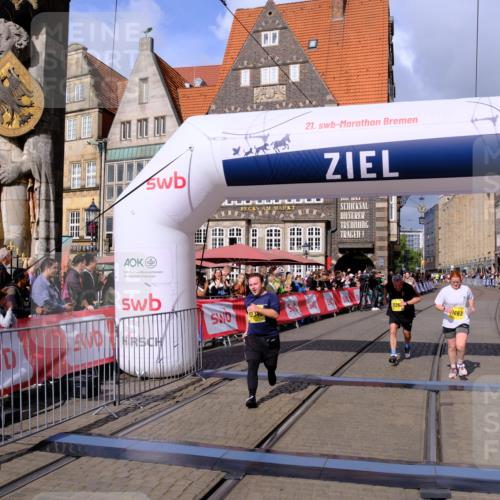 13.09.2026 - 21. swb-Marathon Bremen Tim E. http://msf.ph/oto/10349677 13.09.2026 11:23:42 Ziel 10349, 10754, 10925, 11266, 11663, 12340, 12440 meine-sportfotos.de