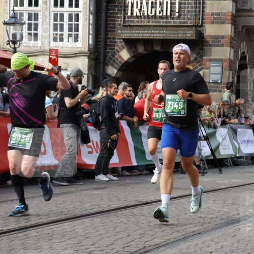 13.09.2026 - 21. swb-Marathon Bremen Strokosch-Dieckow http://msf.ph/oto/10349837 13.09.2026 13:29:13 Ziel 430, 565, 687, 722, 725, 936, 1014, 1274, 1688, 2223, 2276, 2378, 2851, 2891, 3348, 3419, 3444, 3665, 3938, 5225, 5267, 5531, 5691, 5865, 6099, 6817, 6937, 6955, 7134, 7263, 7527, 8984, 8985, 9562, 13174, 132, 303, 596, 651, 1083, 1365, 1387, 1545, 1823, 2301, 2867, 2957, 3258, 3721, 3796, 3846, 3912, 4541, 5599, 6030, 6103, 6499, 7013, 7631, 7649, 7860, 8007, 8009, 8066, 8099, 8277, 8338, 8675, 9249, 9889, 10128 meine-sportfotos.de