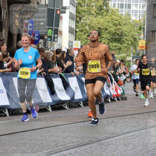 13.09.2026 - 21. swb-Marathon Bremen Strokosch-Dieckow http://msf.ph/oto/10349844 13.09.2026 10:54:23 Ziel 10579, 10708, 10822, 10947, 10996, 11010, 11206, 11290, 11329, 11361, 11765, 11998, 12075, 12244, 12356, 12435, 13531, 10067, 10146, 10410, 10631, 10704, 10765, 11039, 11389, 11593, 12038, 12265, 12328, 12467 meine-sportfotos.de