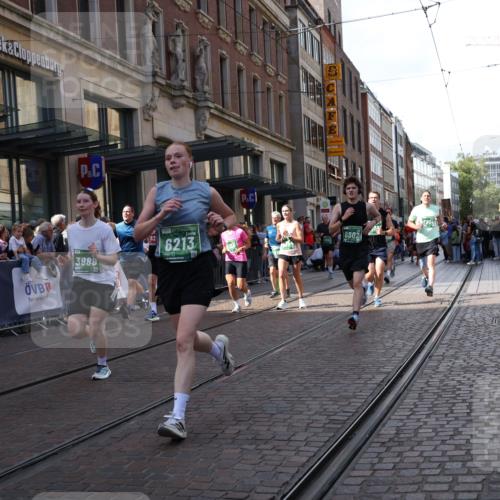 13.09.2026 - 21. swb-Marathon Bremen Strokosch-Dieckow http://msf.ph/oto/10349870 13.09.2026 13:31:29 Ziel 310, 578, 846, 3115, 3205, 3239, 3244, 3278, 3858, 3989, 4030, 4164, 4273, 4692, 4979, 4998, 5158, 5325, 5363, 5426, 5899, 6062, 6100, 6193, 6213, 6354, 6581, 6602, 7032, 7242, 7260, 7608, 7790, 7941, 7964, 8042, 8048, 8078, 8166, 8205, 8206, 8247, 8364, 8495, 8522, 8970, 9016, 9033, 9188, 9293, 9568, 9785, 9903, 9914, 13151, 13231, 217, 922, 1398, 1600, 1627, 2244, 2602, 2707, 3152, 3343, 3392, 3396, 3579, 3762, 3859, 4258, 4477, 4889, 6039 meine-sportfotos.de