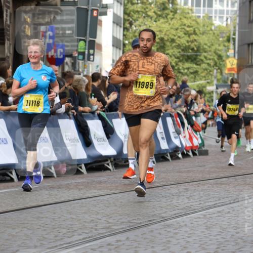 13.09.2026 - 21. swb-Marathon Bremen Strokosch-Dieckow http://msf.ph/oto/10349903 13.09.2026 10:54:23 Ziel 10579, 10708, 10822, 10947, 10996, 11010, 11206, 11290, 11329, 11361, 11765, 11998, 12075, 12244, 12356, 12435, 13531, 10067, 10146, 10410, 10631, 10704, 10765, 11039, 11389, 11593, 12038, 12265, 12328, 12467 meine-sportfotos.de
