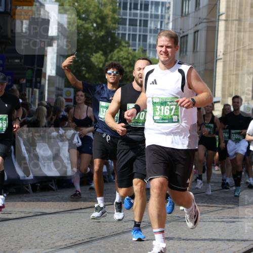 13.09.2026 - 21. swb-Marathon Bremen Strokosch-Dieckow http://msf.ph/oto/10350008 13.09.2026 13:32:56 Ziel 1437, 1687, 2292, 2293, 2611, 2992, 3354, 3429, 3878, 3895, 4263, 4323, 4380, 4862, 5281, 5398, 5581, 5657, 6518, 6583, 6593, 6718, 6760, 7016, 7173, 7466, 7758, 7990, 8344, 8367, 8957, 9040, 9175, 13208, 1532, 2393, 2440, 2818, 2959, 3167, 3404, 3710, 3773, 4194, 4408, 4659, 5191, 5324, 5395, 5410, 5706, 5749, 5981, 6941, 7756, 7788, 7830, 8061, 9269, 9292, 9745, 9829, 13019, 13028, 13039, 13092, 13093, 13101, 13146 meine-sportfotos.de