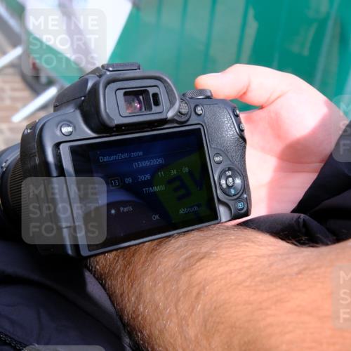 13.09.2026 - 21. swb-Marathon Bremen Tim E. http://msf.ph/oto/10350076 13.09.2026 11:34:48 Ziel  meine-sportfotos.de