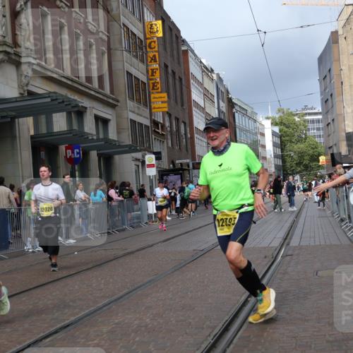 13.09.2026 - 21. swb-Marathon Bremen Strokosch-Dieckow http://msf.ph/oto/10350082 13.09.2026 11:12:56 Ziel 10804, 10893, 11048, 11357, 11627, 11670, 12060, 12393, 12418, 12521, 10354, 10483, 10743, 10874, 10875, 10893, 11606, 11627, 11657, 11671, 11832, 12050, 12060, 12234, 12423, 12497 meine-sportfotos.de