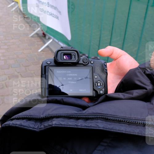 13.09.2026 - 21. swb-Marathon Bremen Tim E. http://msf.ph/oto/10350130 13.09.2026 11:38:38 Ziel  meine-sportfotos.de