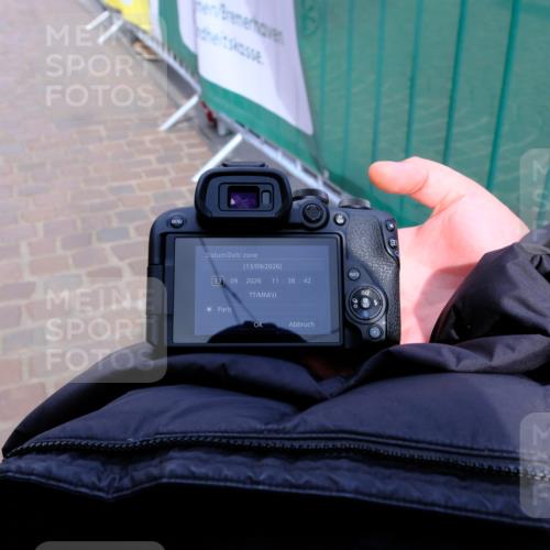 13.09.2026 - 21. swb-Marathon Bremen Tim E. http://msf.ph/oto/10350179 13.09.2026 11:39:01 Ziel  meine-sportfotos.de