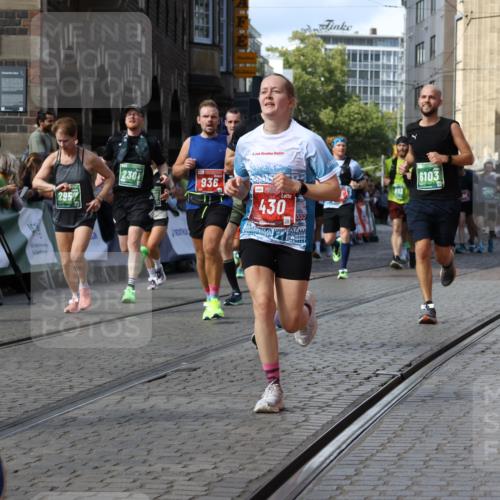 13.09.2026 - 21. swb-Marathon Bremen Strokosch-Dieckow http://msf.ph/oto/10350444 13.09.2026 13:29:22 Ziel 394, 430, 565, 687, 722, 725, 745, 936, 1014, 1274, 1688, 2070, 2223, 2378, 2851, 3419, 3665, 3938, 4590, 5225, 5531, 5691, 5865, 6099, 6817, 6937, 6955, 7134, 8984, 8985, 9562, 9661, 132, 1083, 1243, 1365, 2076, 2301, 2742, 2957, 3030, 3721, 4541, 5244, 5599, 6103, 6384, 6499, 6690, 6930, 7013, 7384, 7426, 7649, 8009, 8594, 8831, 13031 meine-sportfotos.de