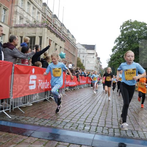 13.09.2026 - Kiel Lauf Yannick Fuchs http://msf.ph/oto/10350691 13.09.2026 08:57:30 Ziel 160, 700, 1546, 1769, 2128, 2129, 4834, 5006, 5984, 6459, 7478, 7715, 9062, 9579, 10876, 10892, 11356, 81, 2384, 3034, 3161, 3305, 3382, 3665, 4908, 5003, 5340, 5719, 5809, 6361, 7752, 8341, 9542, 9564, 9940, 10321, 10892, 11423, 11495, 11558, 12215, 12455, 12512, 406, 689, 1051, 1520, 1714, 2439, 3020, 3359, 3375, 3691, 4182, 4321, 4382, 4383, 5219, 5244, 5666, 5733, 5762, 5765, 5895, 7058, 7547, 7604, 7608, 7609, 8668, 8838, 9870, 10889, 11227, 81 meine-sportfotos.de