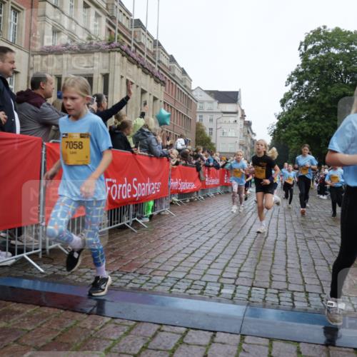 13.09.2026 - Kiel Lauf Yannick Fuchs http://msf.ph/oto/10350726 13.09.2026 08:57:31 Ziel 160, 406, 700, 1546, 1769, 2128, 2129, 4834, 5006, 5984, 6459, 7478, 7715, 9062, 9579, 10876, 11356, 2384, 3034, 3305, 3382, 3665, 4908, 5003, 5340, 5719, 5809, 6361, 7752, 8341, 9542, 9564, 9940, 10321, 10892, 11423, 11495, 11558, 12215, 12455, 12512, 689, 1051, 1520, 1714, 2439, 3020, 3359, 3375, 3691, 4182, 4321, 4382, 4383, 5219, 5244, 5666, 5733, 5762, 5765, 5895, 6056, 7058, 7547, 7604, 7608, 7609, 8668, 8838, 9870, 9872, 10847, 10889, 11227, 81 meine-sportfotos.de