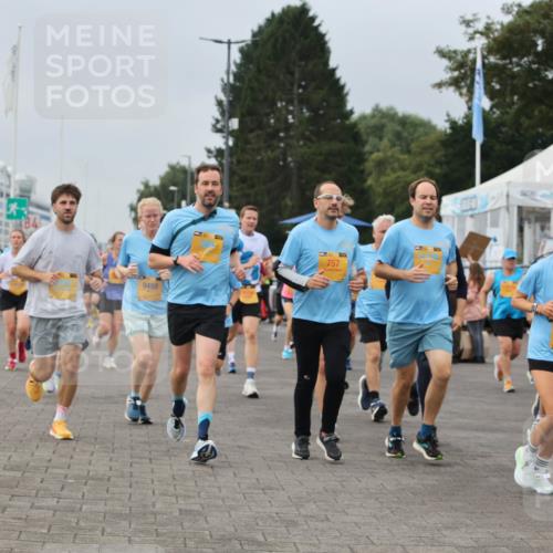 13.09.2026 - Kiel Lauf Andreas Tolksdorf http://msf.ph/oto/10350896 13.09.2026 09:55:41 Kiellinie 9459, 757, 11885 meine-sportfotos.de