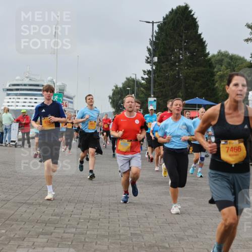 13.09.2026 - Kiel Lauf Andreas Tolksdorf http://msf.ph/oto/10351085 13.09.2026 09:55:46 Kiellinie 3, 824, 3911, 7466 meine-sportfotos.de