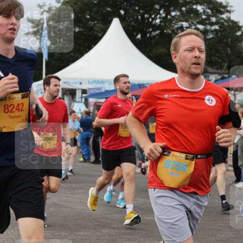 13.09.2026 - Kiel Lauf Andreas Tolksdorf http://msf.ph/oto/10351180 13.09.2026 09:55:49 Kiellinie 3911, 4, 38, 8242, 2897, 126, 48, 8759, 0 meine-sportfotos.de
