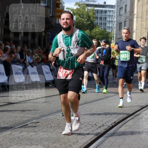 13.09.2026 - 21. swb-Marathon Bremen Strokosch-Dieckow http://msf.ph/oto/10351183 13.09.2026 13:29:32 Ziel 303, 394, 565, 596, 651, 687, 745, 1274, 1545, 1823, 2023, 2070, 2867, 3258, 3796, 3846, 3912, 4590, 5036, 5225, 6030, 7149, 7361, 7631, 7860, 8007, 8066, 8099, 8277, 8338, 8675, 9249, 9661, 9889, 10128, 124, 716, 1073, 1243, 1581, 2289, 3030, 3618, 4115, 4576, 6006, 6127, 6384, 6725, 6930, 7079, 7384, 7884, 8481, 8594, 8612, 8771, 9534, 9747, 9770, 10013, 13031 meine-sportfotos.de