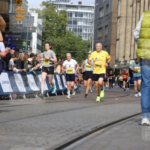 13.09.2026 - 21. swb-Marathon Bremen Strokosch-Dieckow http://msf.ph/oto/10351214 13.09.2026 10:54:48 Ziel 10067, 10146, 10359, 10410, 10503, 10577, 10631, 10749, 10765, 10837, 10884, 11039, 11099, 11118, 11389, 11593, 12038, 12265, 12328, 12467, 10646, 10901, 11620, 11860, 11889, 11976, 12313, 13592 meine-sportfotos.de