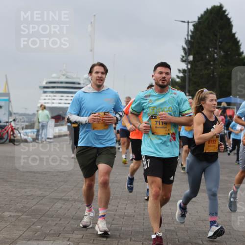 13.09.2026 - Kiel Lauf Andreas Tolksdorf http://msf.ph/oto/10351295 13.09.2026 09:55:53 Kiellinie 7, 7114, 6133, 4586, 78 meine-sportfotos.de