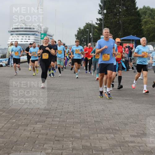 13.09.2026 - Kiel Lauf Andreas Tolksdorf http://msf.ph/oto/10351307 13.09.2026 09:55:56 Kiellinie 1217, 1786, 3566, 932, 11662, 2525 meine-sportfotos.de