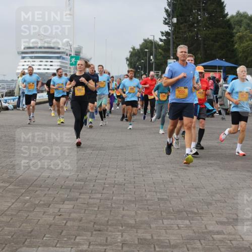 13.09.2026 - Kiel Lauf Andreas Tolksdorf http://msf.ph/oto/10351317 13.09.2026 09:55:56 Kiellinie 1217, 214, 3566, 4932, 1675, 11662, 2525 meine-sportfotos.de