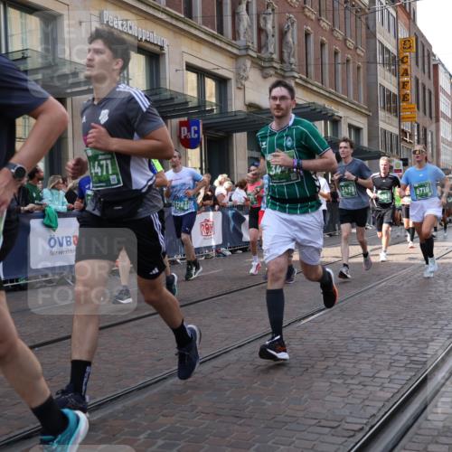 13.09.2026 - 21. swb-Marathon Bremen Strokosch-Dieckow http://msf.ph/oto/10351461 13.09.2026 13:32:09 Ziel 287, 1369, 1687, 2292, 2293, 2611, 2910, 2992, 3354, 3402, 3429, 3441, 3650, 3878, 3922, 4057, 4263, 4323, 4380, 4471, 4655, 4835, 5281, 6258, 6475, 6518, 6593, 6760, 6781, 6857, 6875, 6900, 7150, 7173, 7553, 7572, 7990, 8632, 8957, 9040, 9151, 9175, 9198, 9283, 9719, 9779, 13029, 13182, 13208, 13244, 578, 846, 2310, 2934, 3205, 3946, 4030, 4566, 4797, 4979, 5325, 5628, 6116, 6475, 7182, 7242, 7526, 7818, 9394, 13182 meine-sportfotos.de