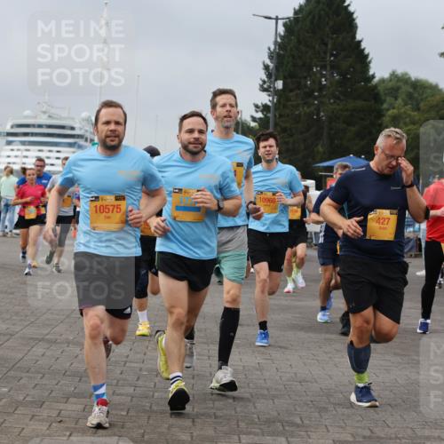 13.09.2026 - Kiel Lauf Andreas Tolksdorf http://msf.ph/oto/10351469 13.09.2026 09:56:01 Kiellinie 38, 10575, 4, 39, 10960, 38, 427, 39, 69403 meine-sportfotos.de